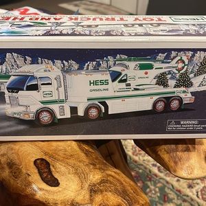 2006 Hess Truck and Helicopter